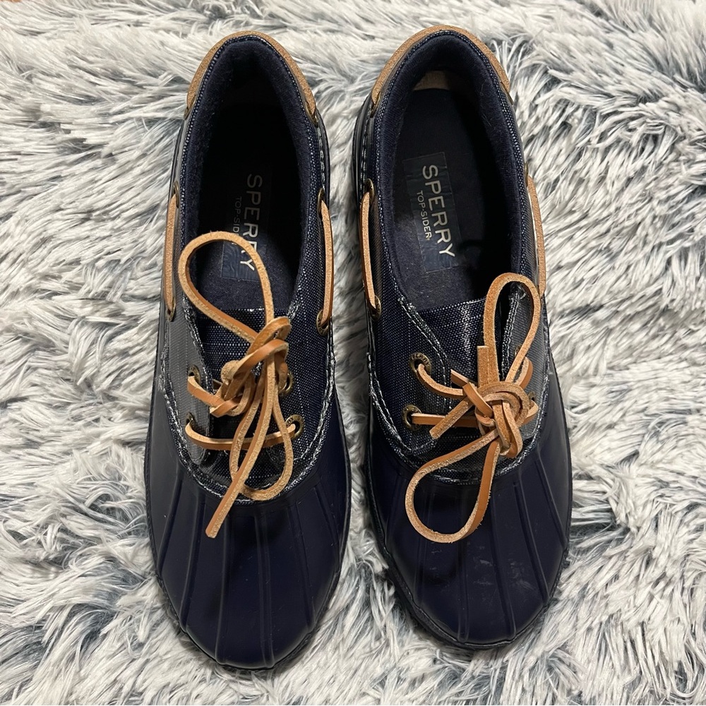 Sperry Navy and Tan Duck Boots - Picture 2 of 14